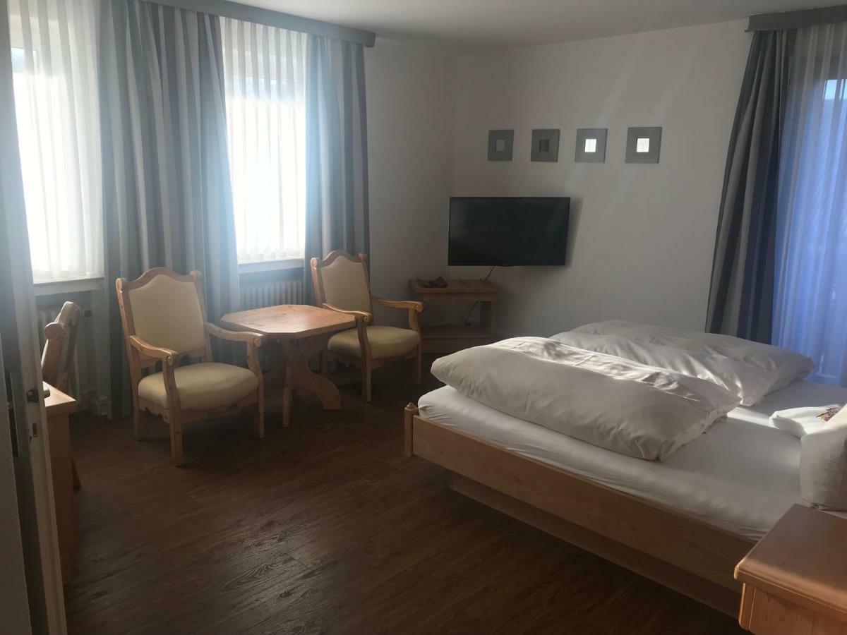 Hotel Schweizer Haus Bielefeld Luaran gambar